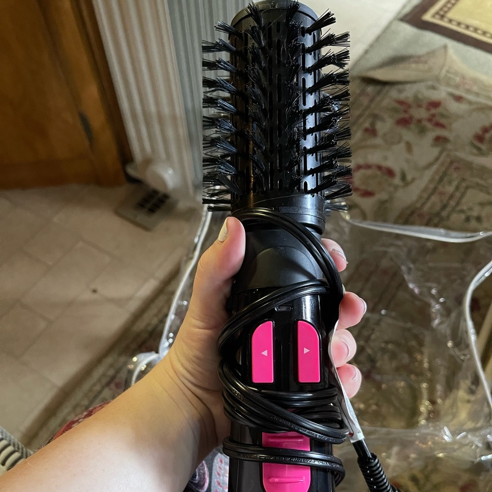 Hair curling brush